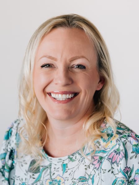 Portrait of Lindsey Tirmenstein, Escrow Officer at Title One